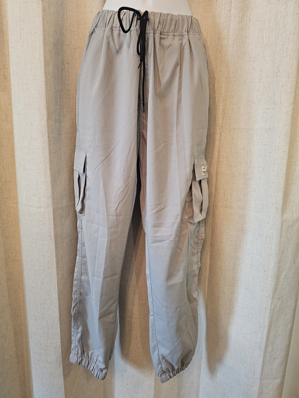 SHEIN Light Gray Men's Cargo Joggers with Drawstring